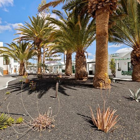 Home2Book Sunny Dream Apt Puerto Del Carmen, Pool Exterior photo